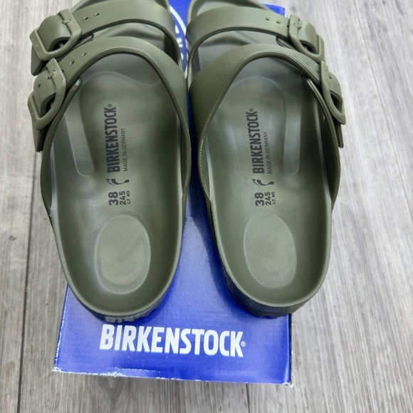 BIRKENSTOCK ARIZONA ESSENTIALS EVA. COLOR KHAKI. BRAND NEW WITH BOX - Picture 5 of 5